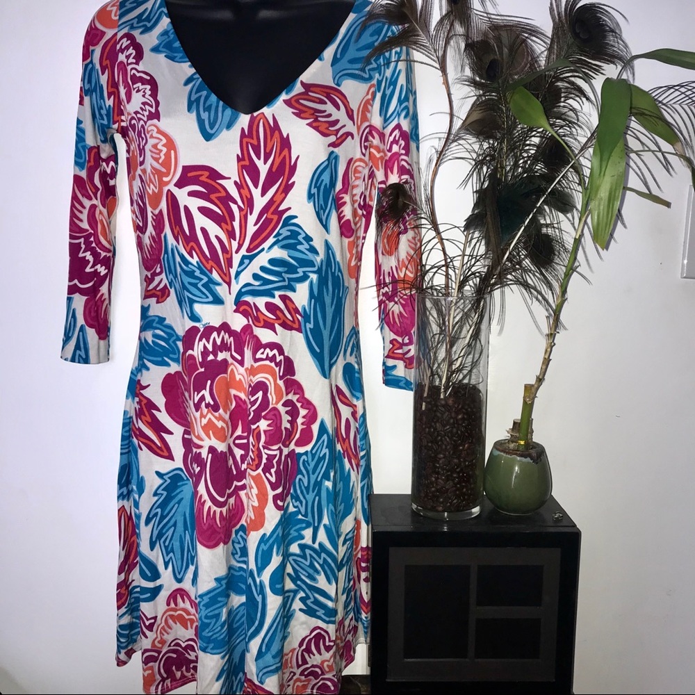 Diane von Furstenberg Colorful V-Neck Dress